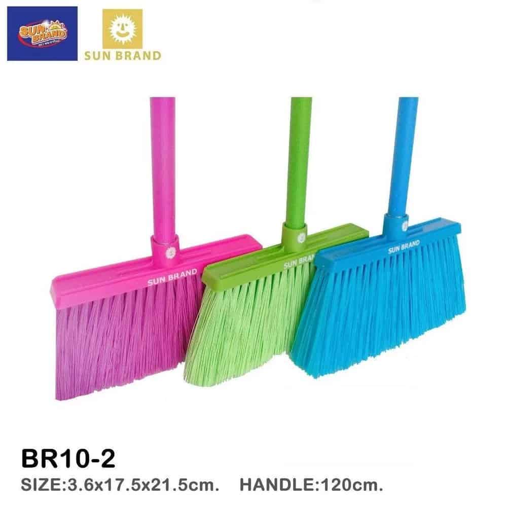 ไม้กวาดพลาสติกด้ามเหล็ก BR10-2